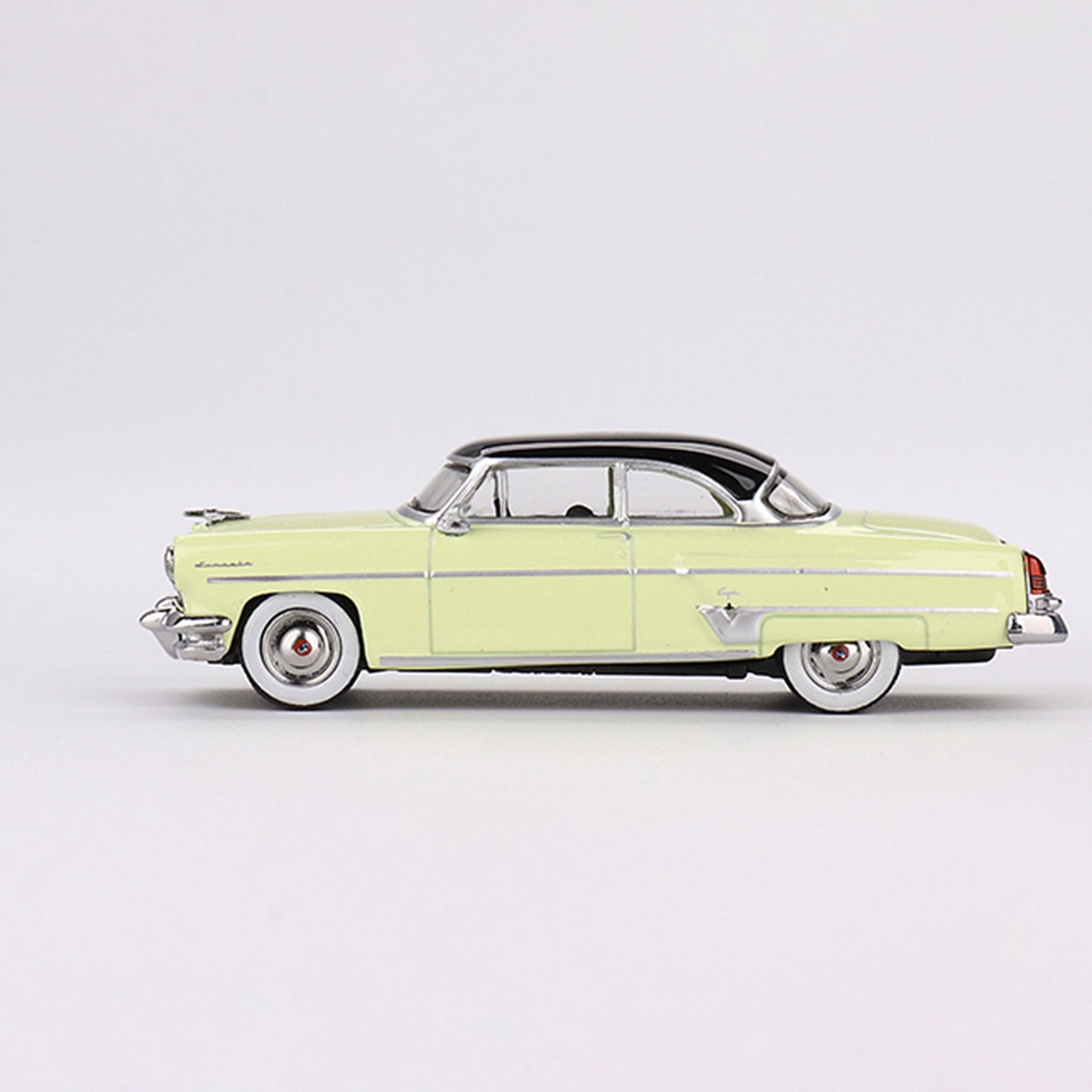 1954 Lincoln Capri