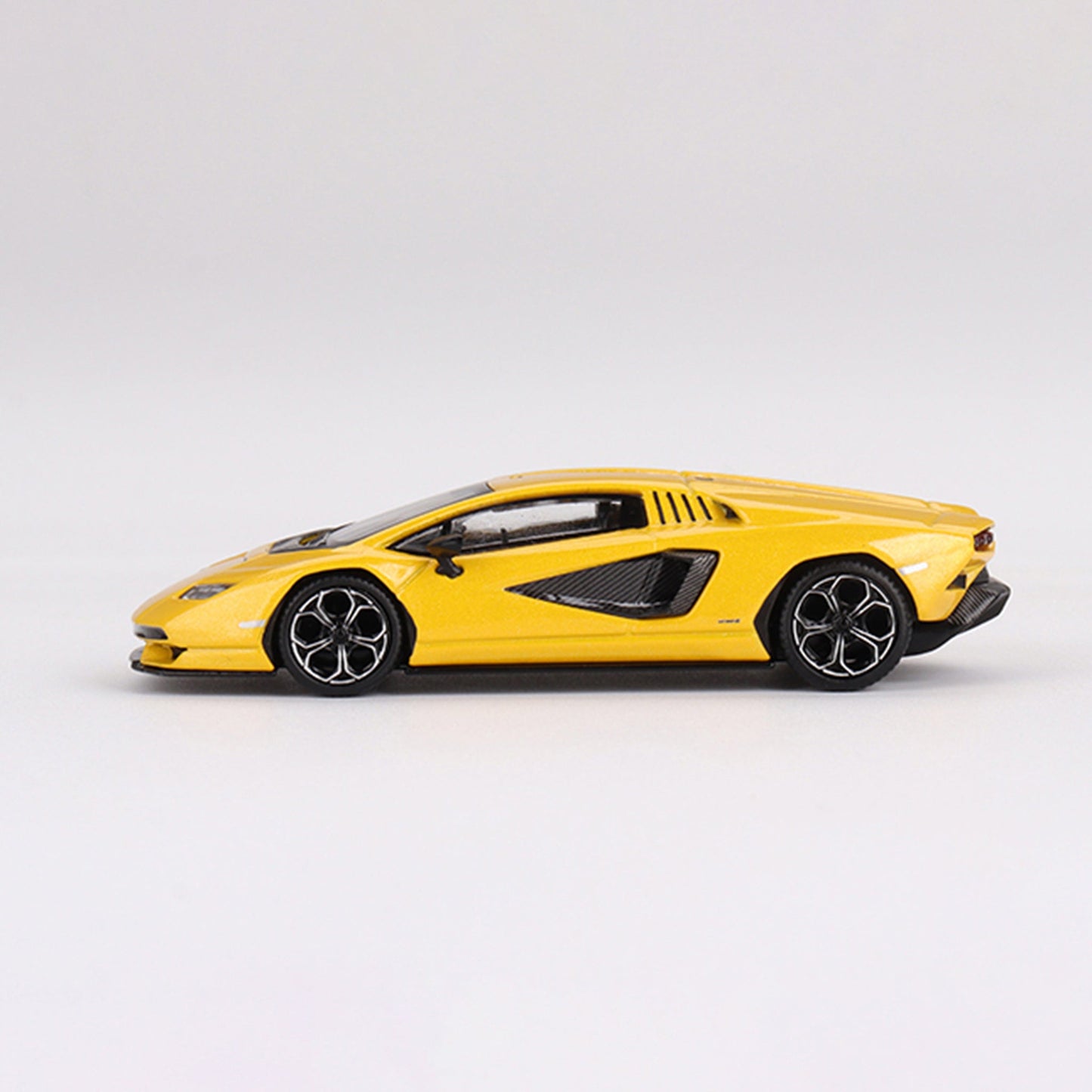Lamborghini Countach LPI 800-4