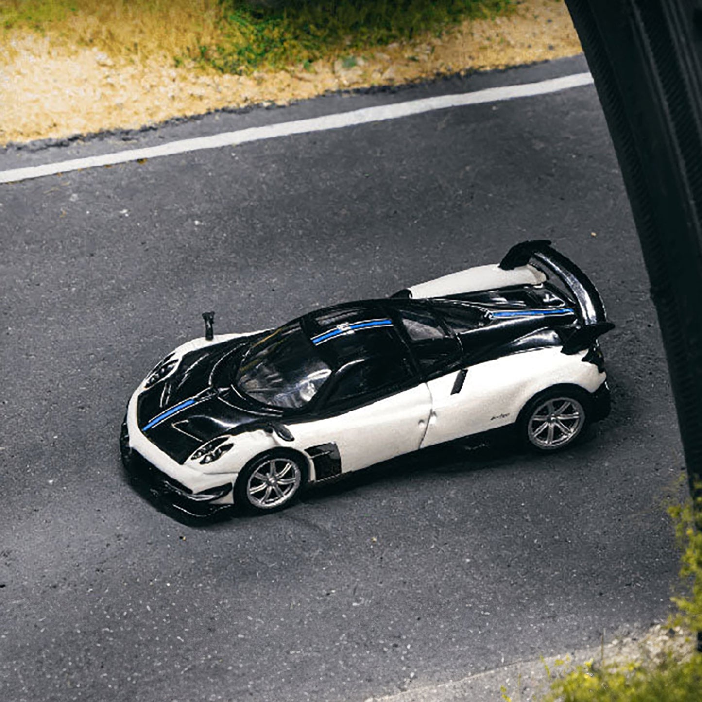 2022 Pagani Huayra BC (Bianco Benny)